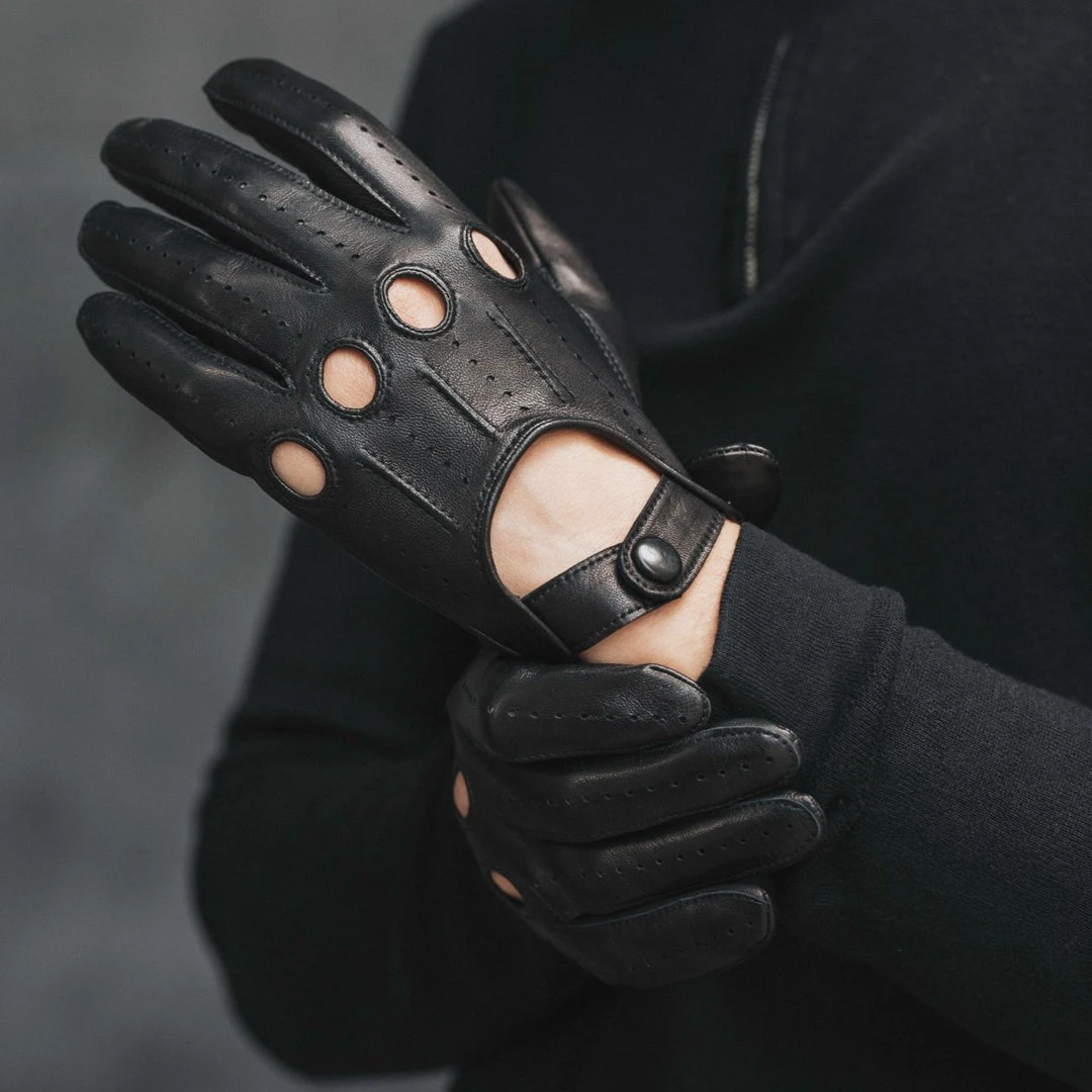 Best reviews of 🥰 Fratelli Orsini Mario (black) - Lambskin Leather Driving Gloves & Touchscreen 😍 8 Fratelli Orsini Mario (black) - Lambskin Leather Driving Gloves & Touchscreen