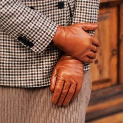 Deals ❤️ Fratelli Orsini Isabella (cognac) - Lambskin Leather Gloves With Cashmere Lining & Touchscreen ✨ 20 Fratelli Orsini Isabella (cognac) - Lambskin Leather Gloves With Cashmere Lining & Touchscreen